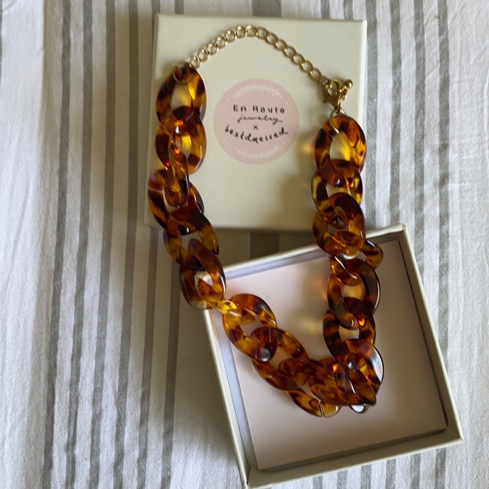 En Route x bestdressed Tortoiseshell Choker